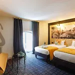 Greet Confluence Hotel 3*