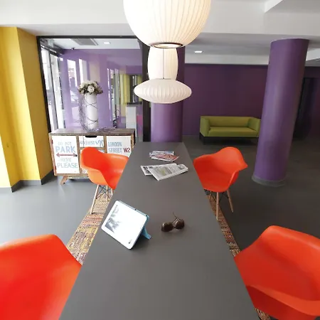 Greet Confluence 酒店