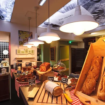 מלון Greet Confluence 3*