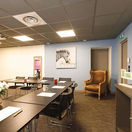 Hotel Greet Confluence