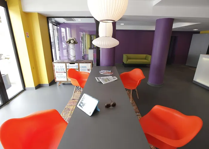 Greet Confluence Otel