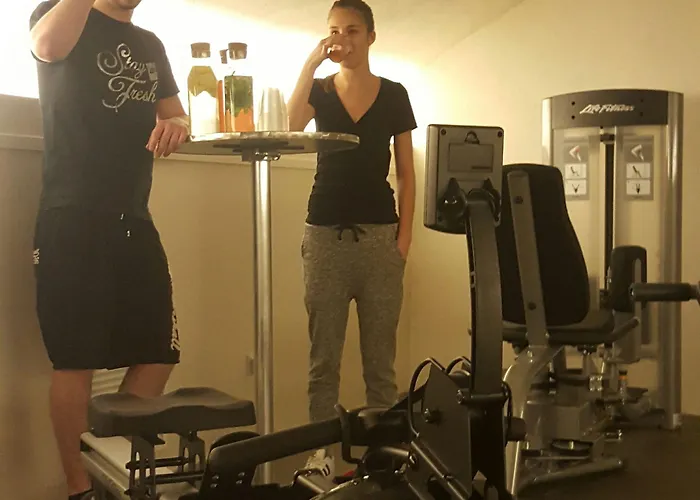 Greet Confluence Otel Lyon