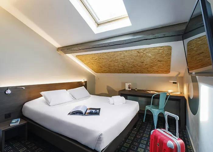 Hotel Greet Confluence