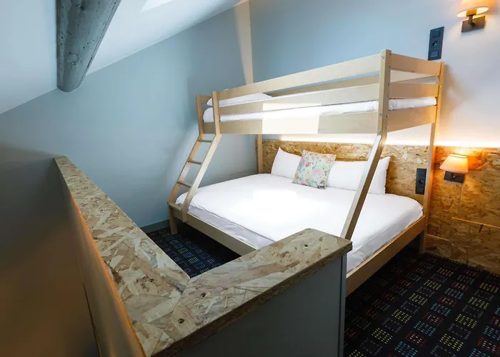 Hotel Greet Confluence