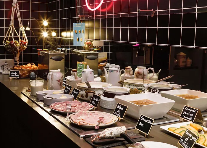 Hotel Greet Confluence