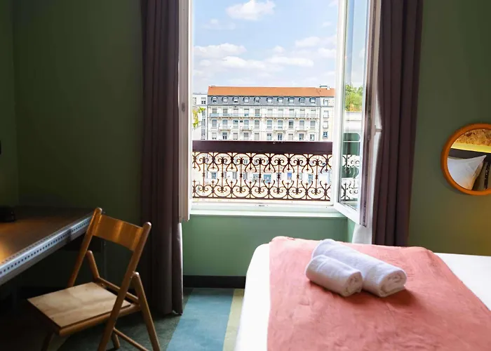 Otel Greet Confluence 3*