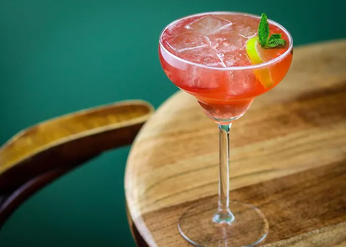 Otel Greet Confluence Lyon