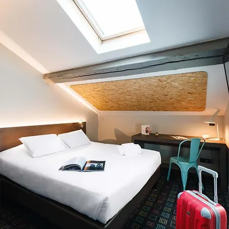 Greet Confluence Otel