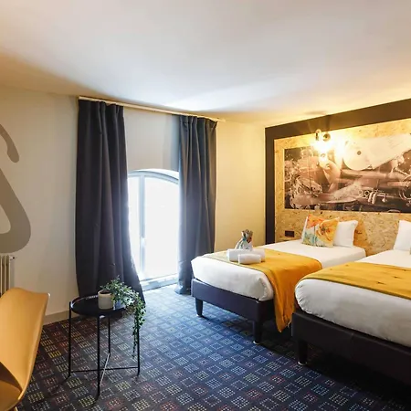 Greet Confluence Hotel 3*