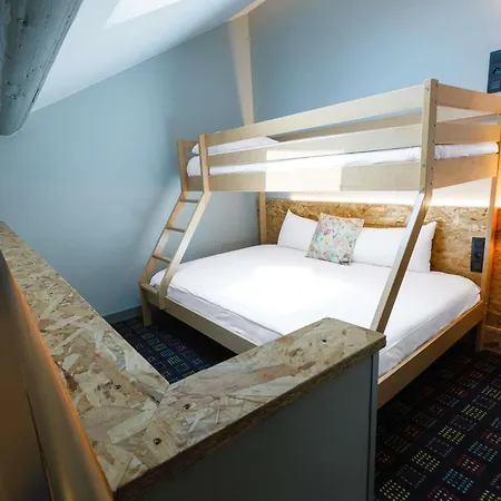 Hotel Greet Confluence 3*